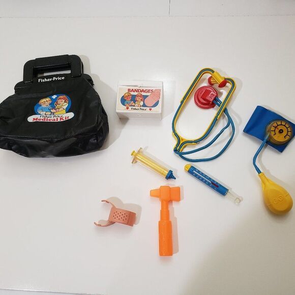 Vintage 1987 Fisher-Price Medical Kit Toy Set - Picture 4 of 16